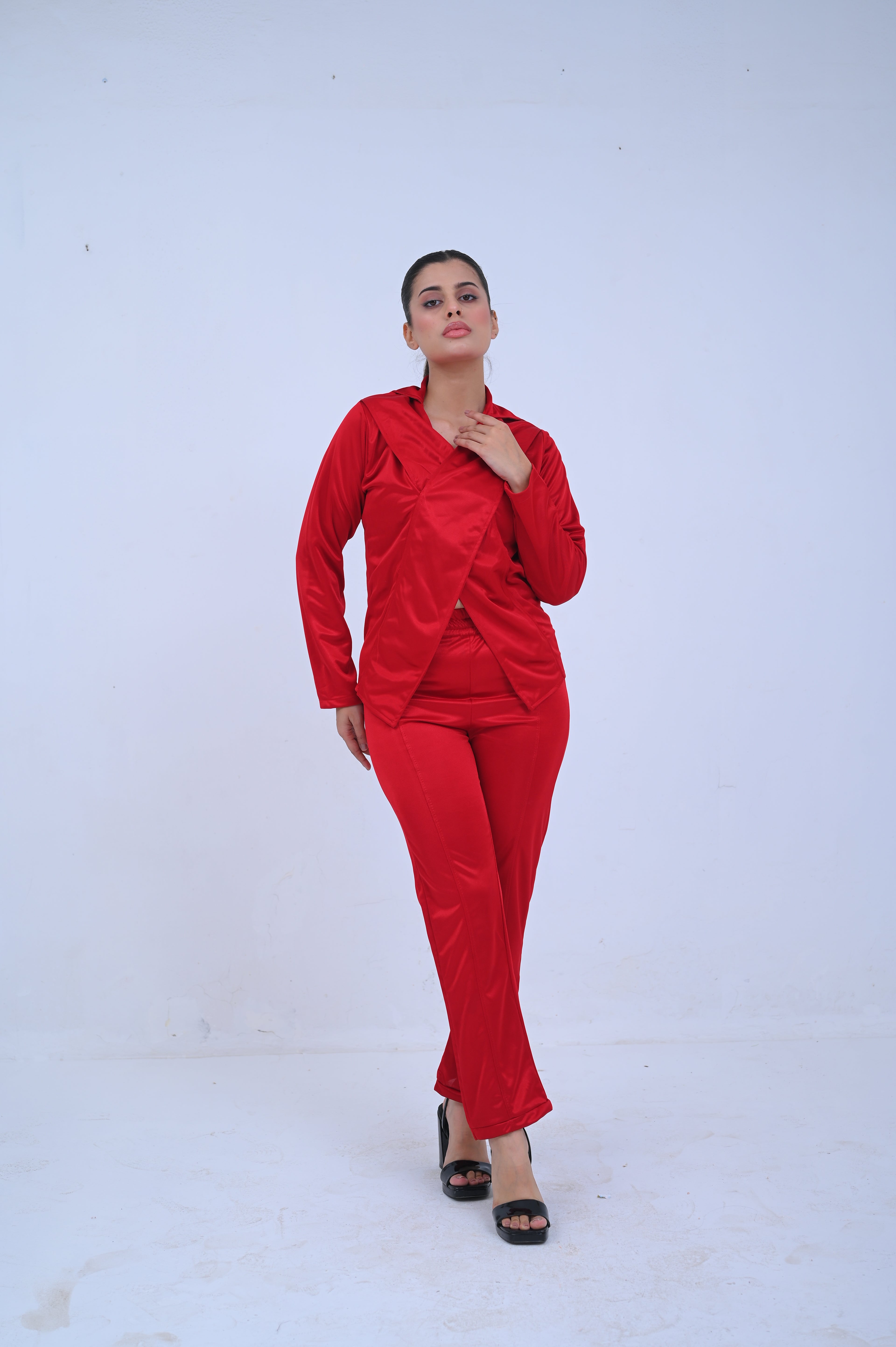 Classic Red Wrap Set Article # SE825R