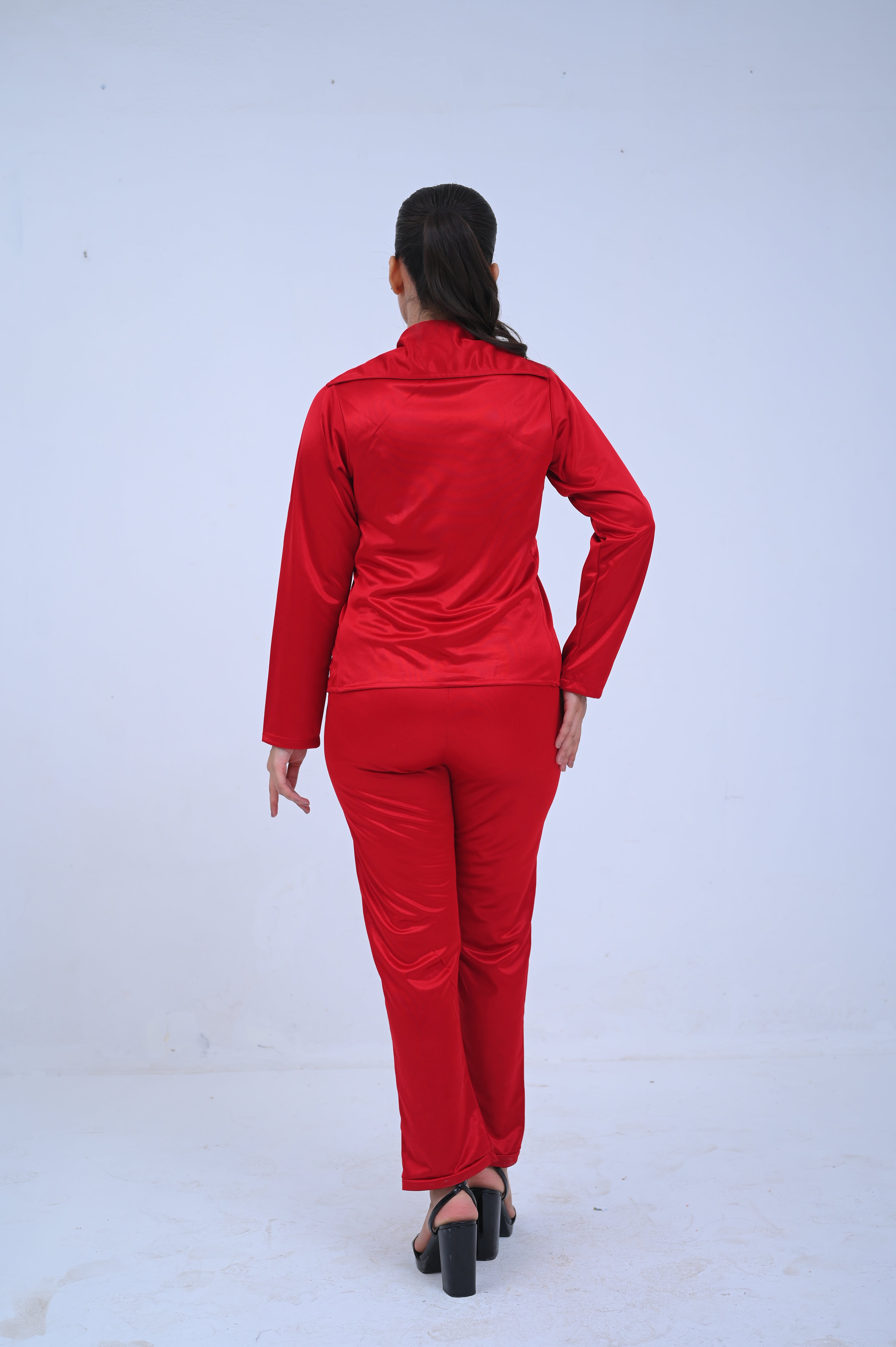 Classic Red Wrap Set Article # SE825R